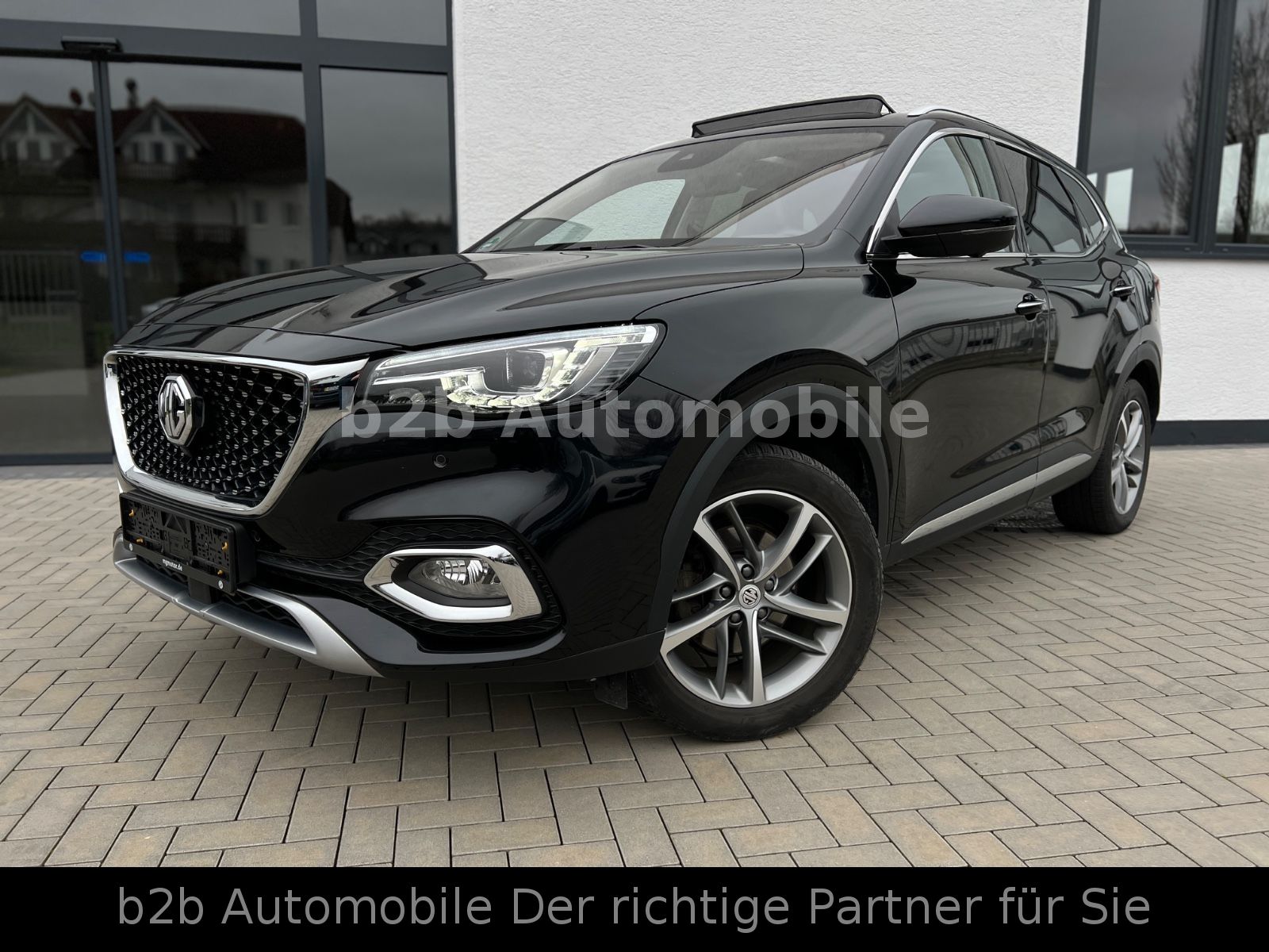 MG EHS Luxury PHEV/Pano/Key/LED/Virtual/18Zoll!!