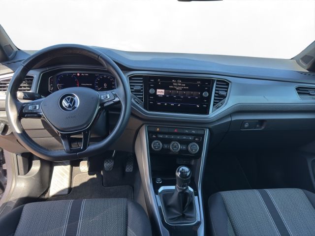 Volkswagen T-Roc 1.5 TSI Style - Samsaru's Car Outlet