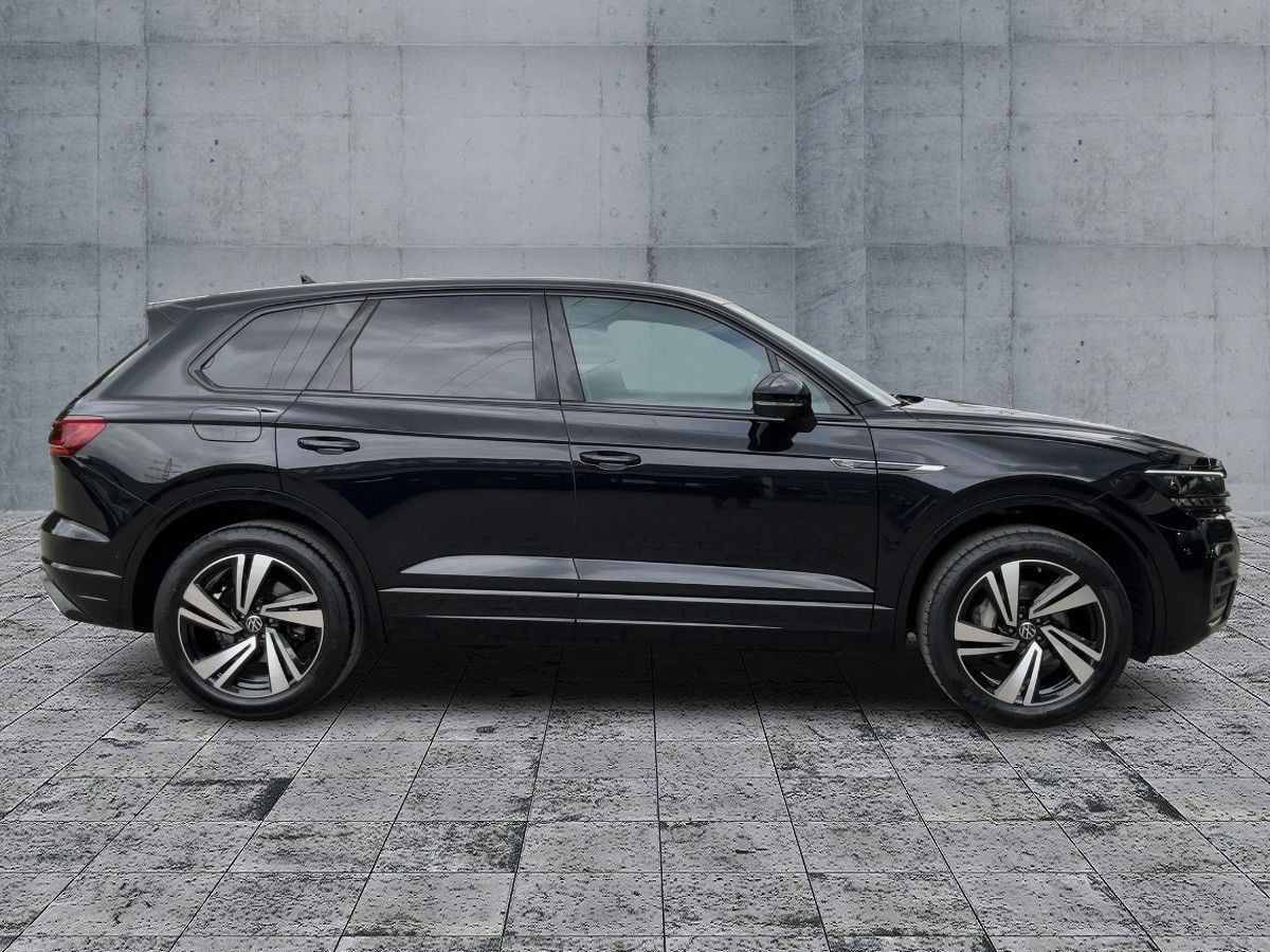 Volkswagen Touareg 3.0 TDI 4M R-LINE - Samsaru's Car Outlet