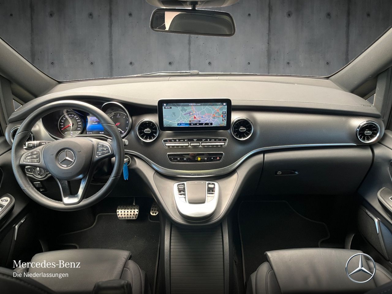 Mercedes-Benz V 300 d 4M AVANTGARDE - Samsaru's Car Outlet