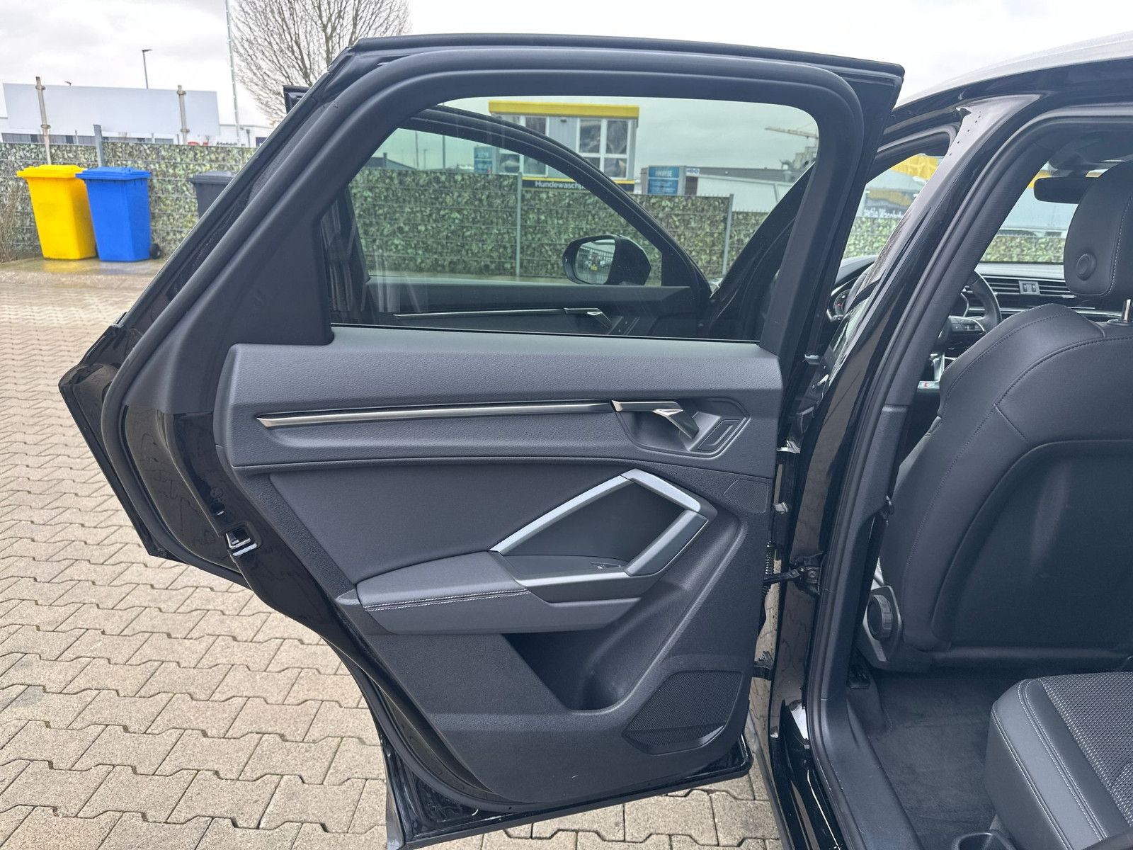 Audi Q3 35 TDI Sportback S line - Samsaru's Car Outlet