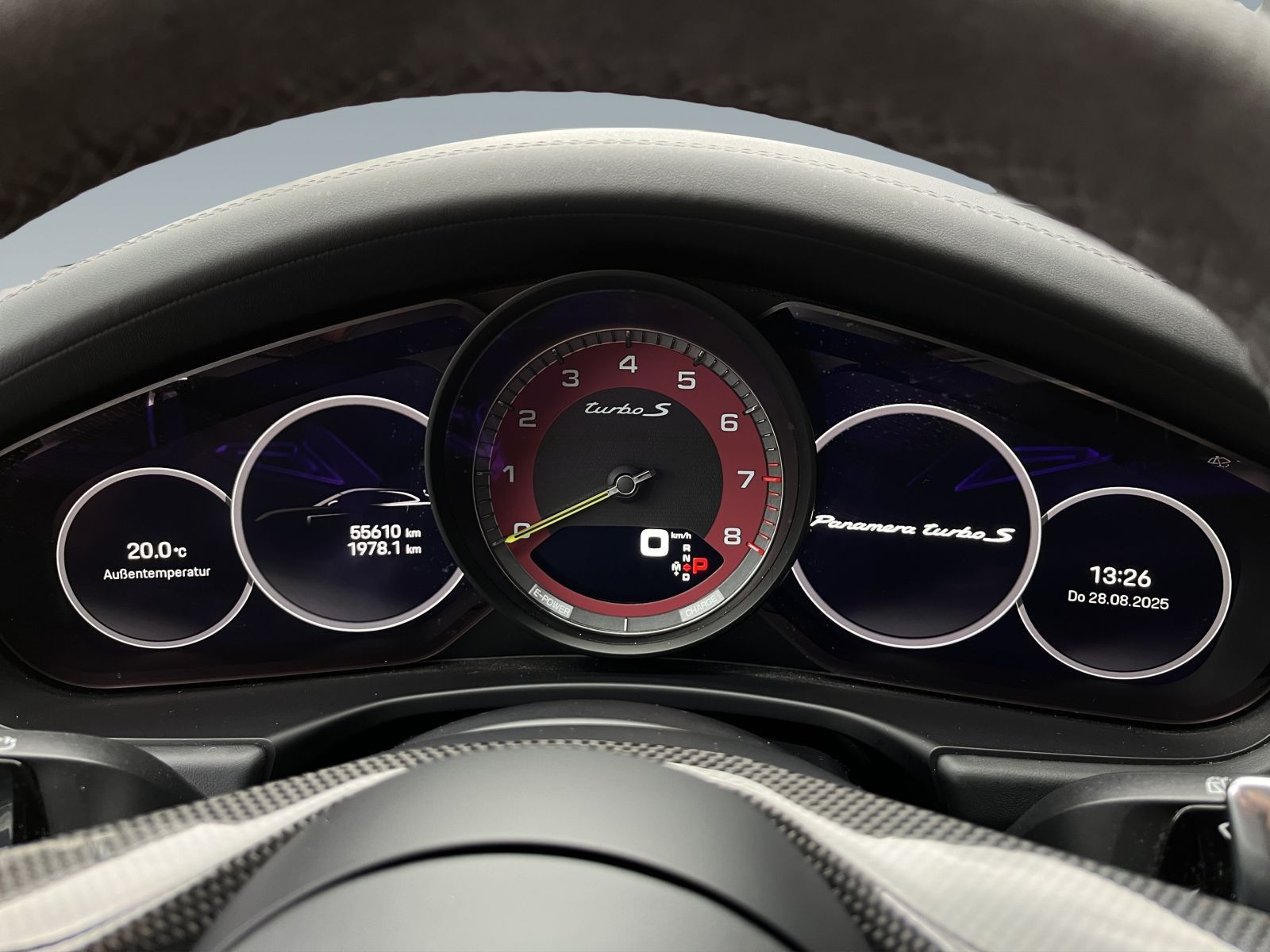 Porsche Panamera Turbo S E-Hybrid Sport Turismo Burmeste