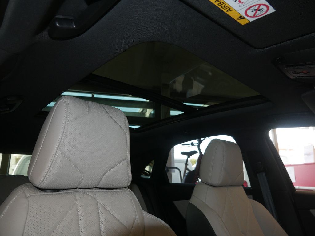 DS Automobiles DS 7 Crossback E-Tense Rivoli 4x4 ACC LED PANO