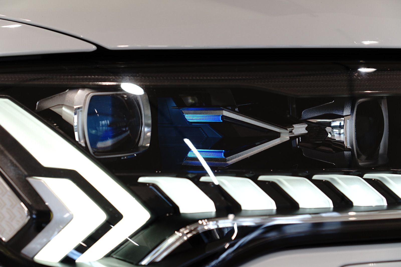 Audi Q7 50|RS/S-LINE|7-SITZ|HUD|SOFT|360°|LUFT|LASER|