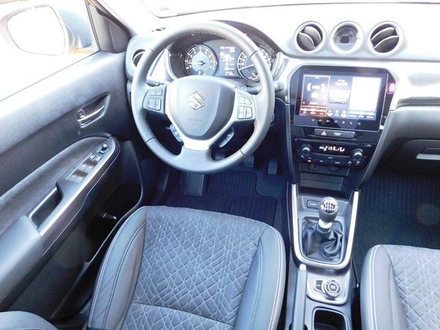 Suzuki Vitara 1.4 Boosterjet 4x4 Comfort+ - Samsaru's Car Outlet