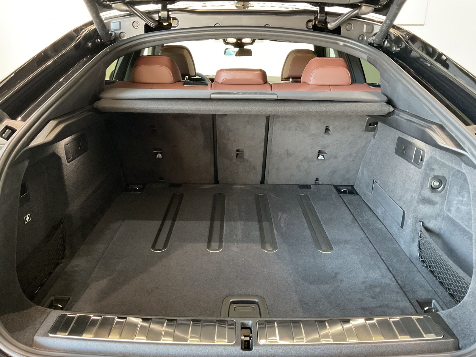 BMW X6 xDrive40d *Harman Kardon *Sitzbelüftung *Stan