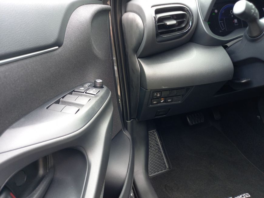 Toyota Yaris Cross Teamplayer Safety-Paket Winter-Paket