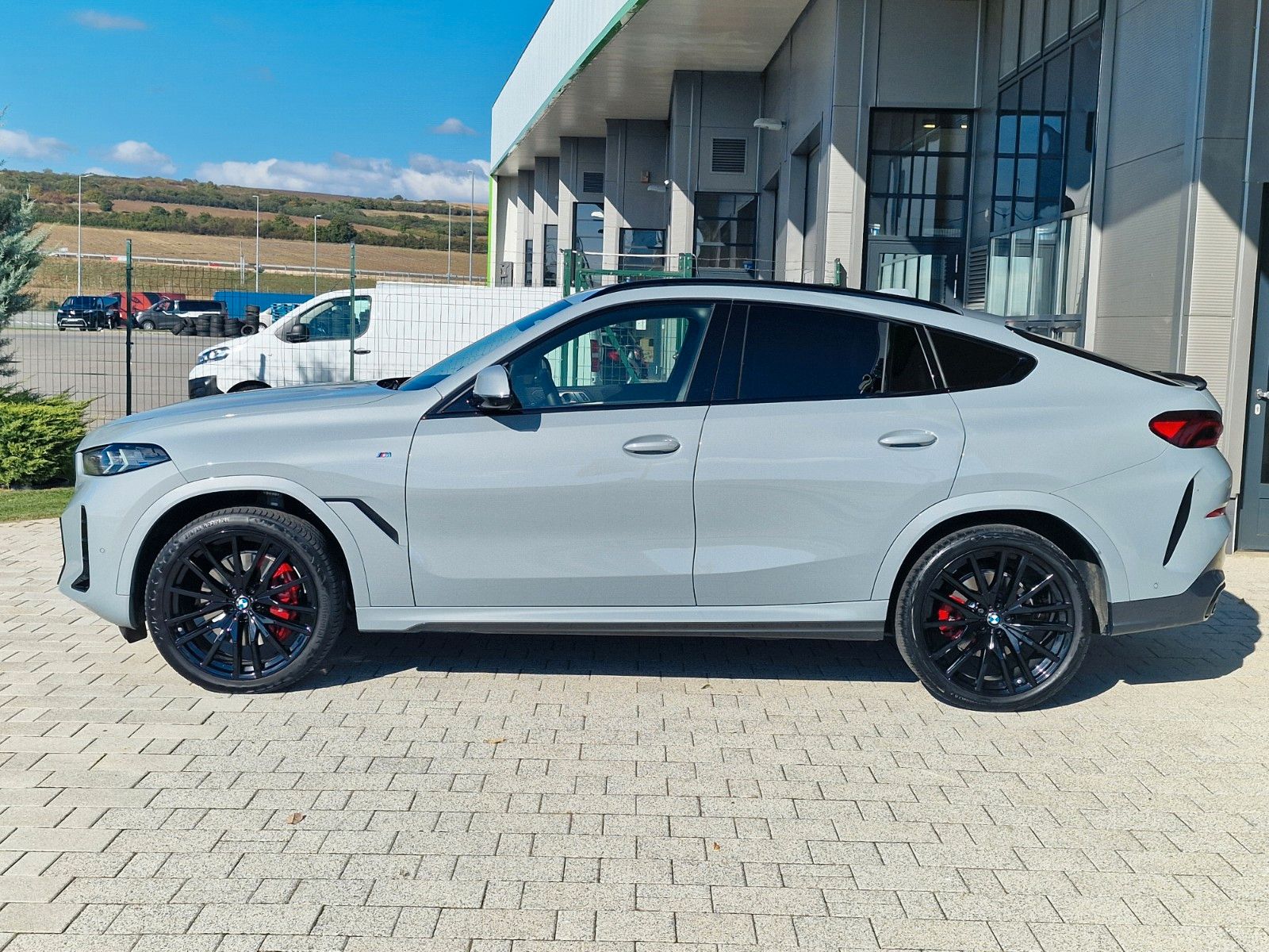 BMW X6 xDrive40d M Sport*LED*H&K*HUD*Sky*Net 82.870€