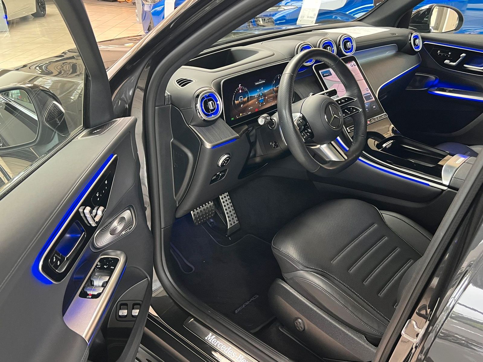 Mercedes-Benz GLC 400 e AMG PHEV 4Matic PANO AHK Night MBUX 20