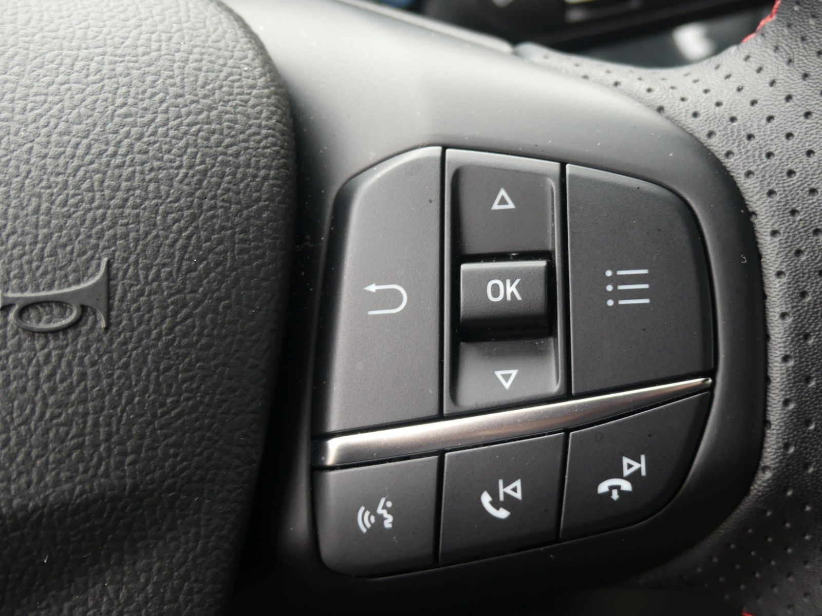 Ford Focus Turnier ST-Line X*el. Heckklappe*