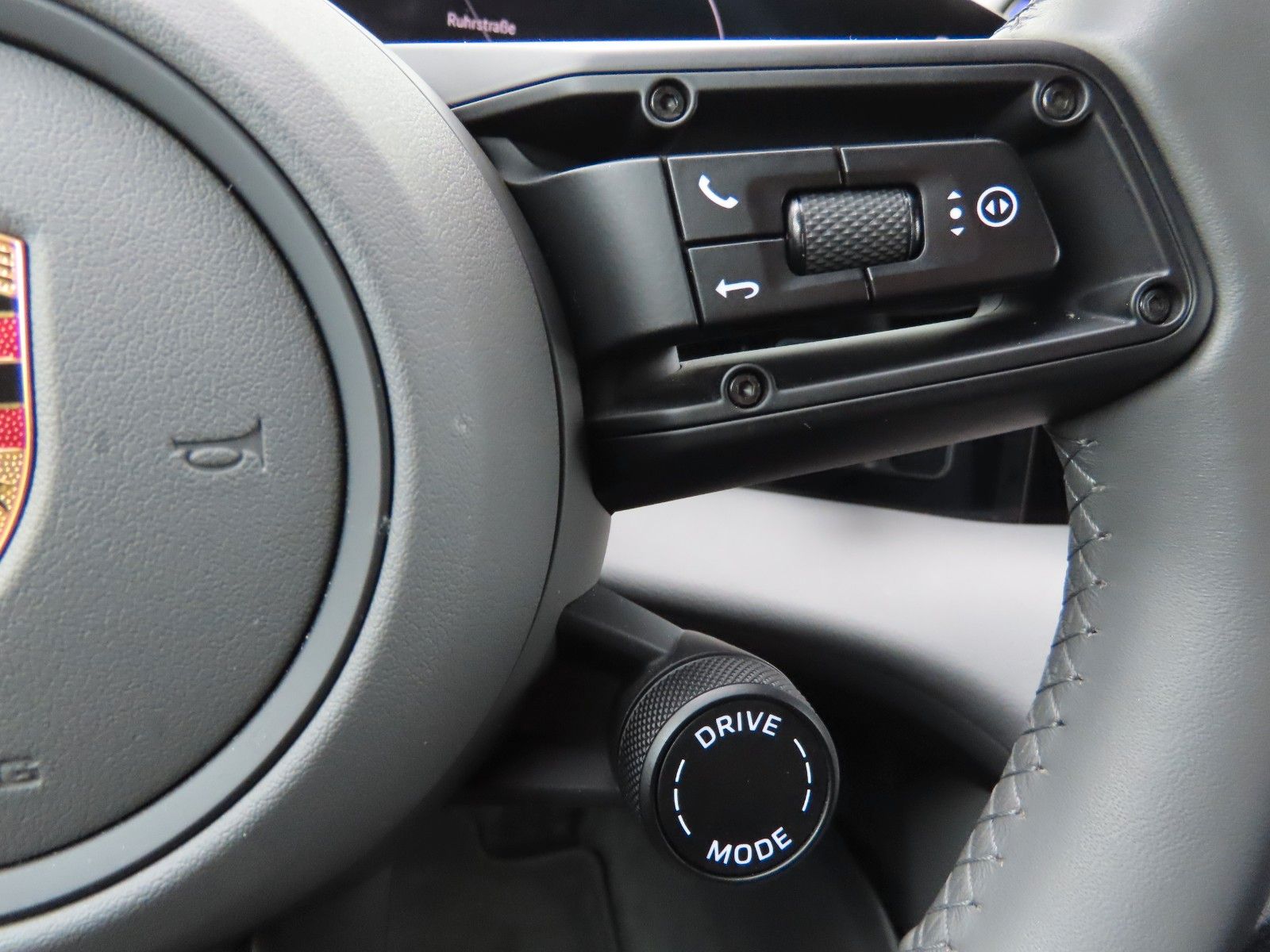 Porsche Taycan 4 S Motorsound Sport Chrono Kit