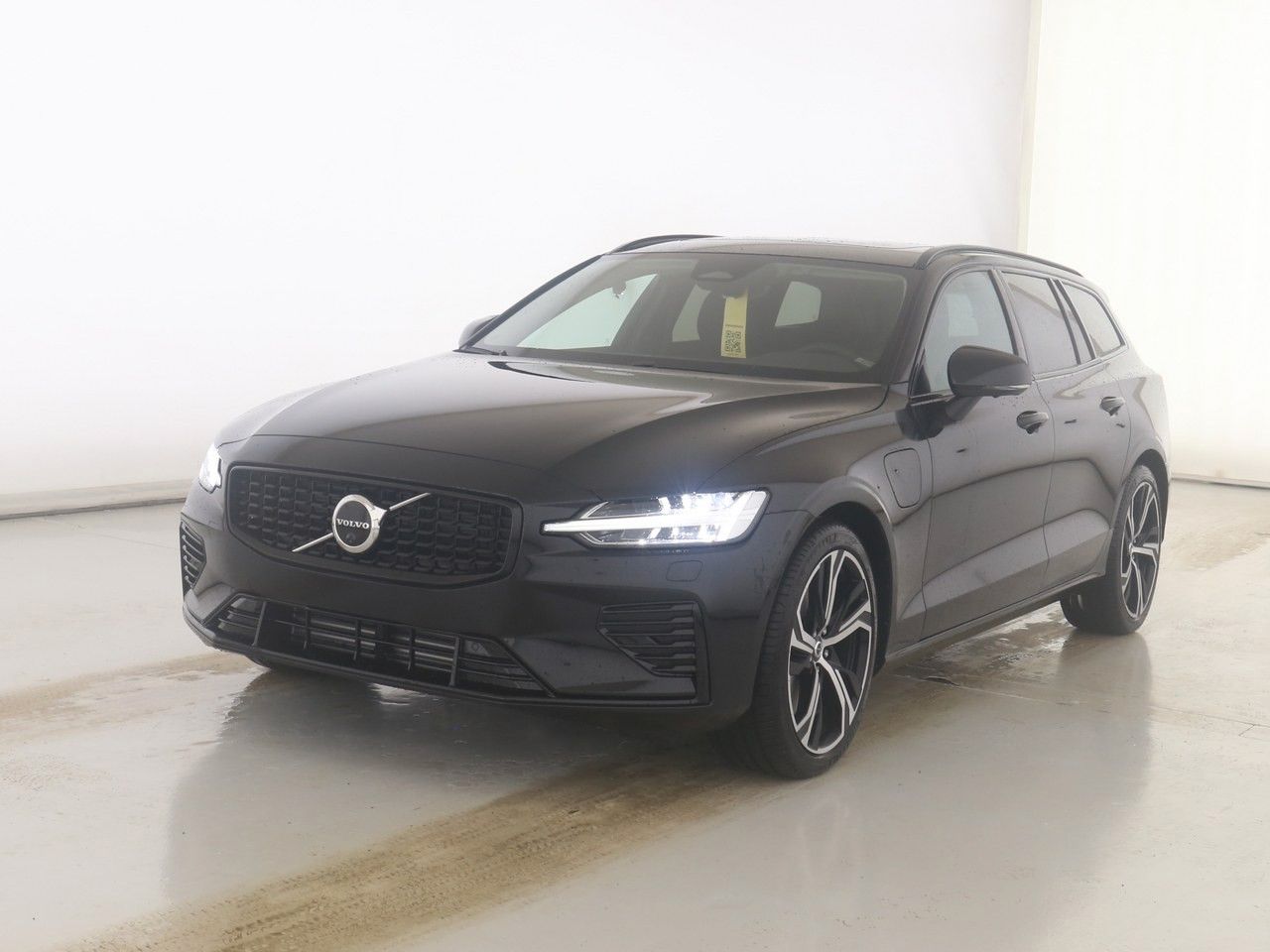 Volvo V60 T6 AWD Plus Dark Panorama/360°/AHK/H&K/BLIS