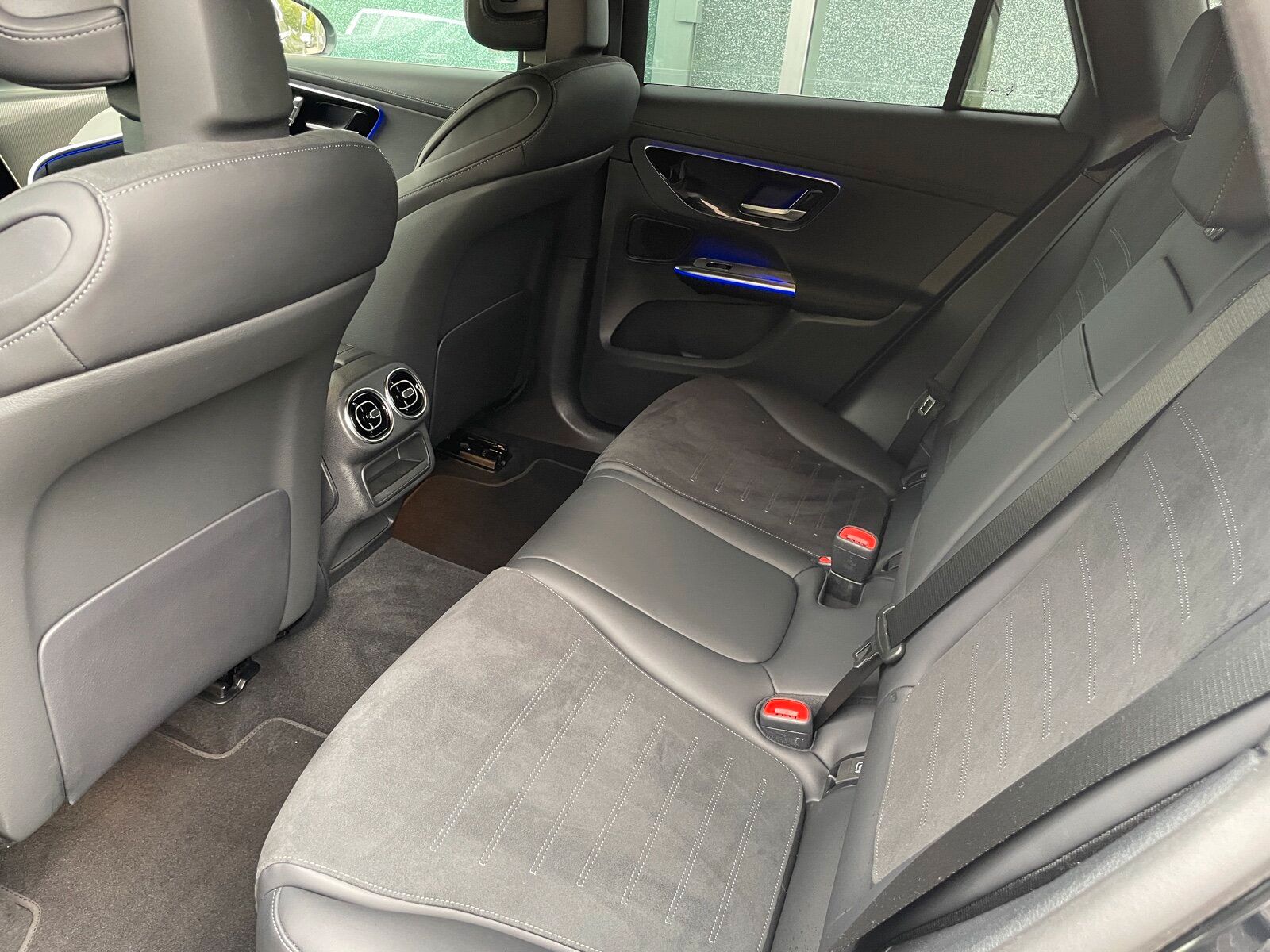 Mercedes-Benz GLC 300 d 4M AMG*AHK*DISTRONIC*MEMORY*LED*CAM