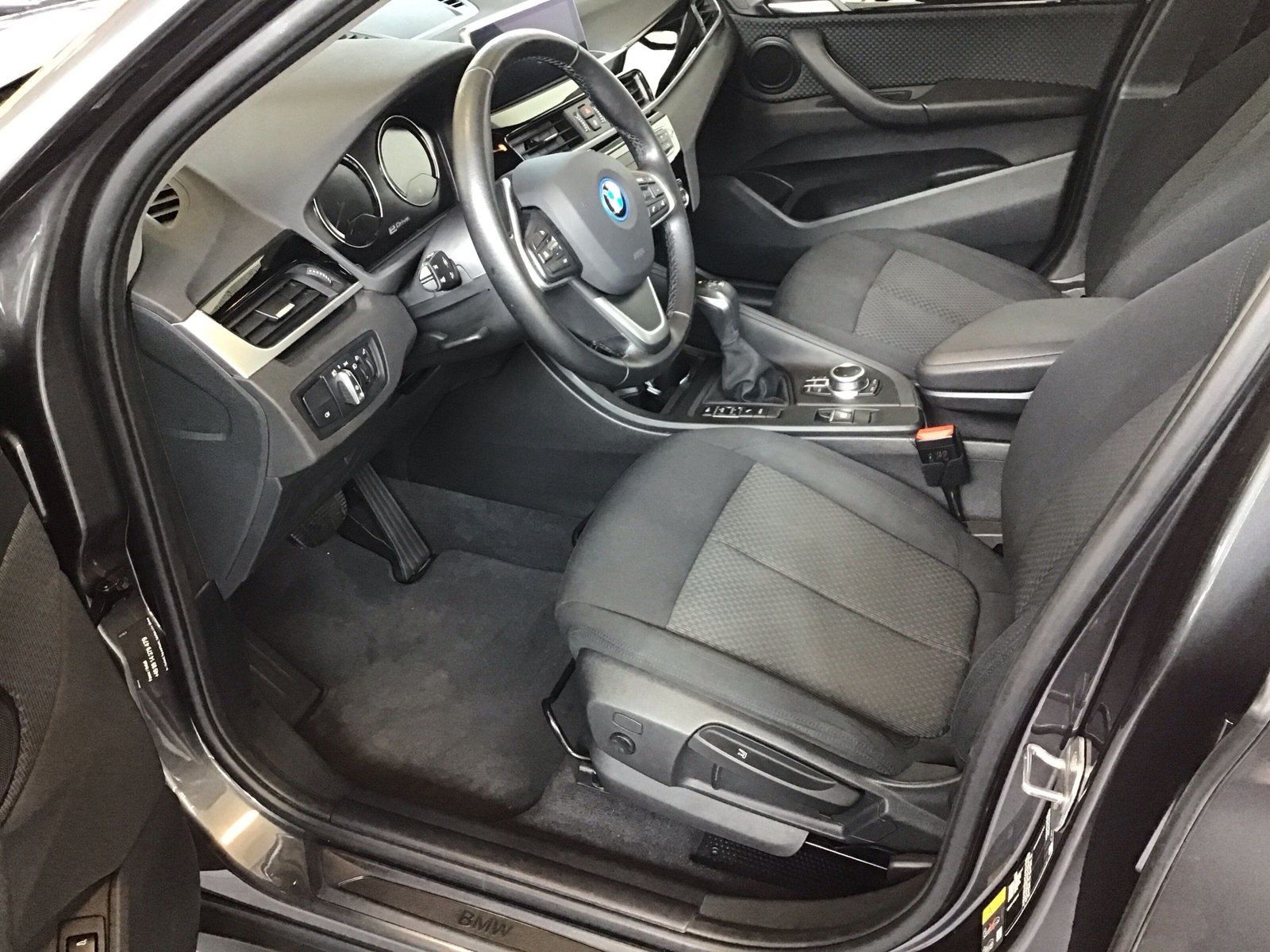 BMW X1 xDrive25e - Samsaru's Car Outlet