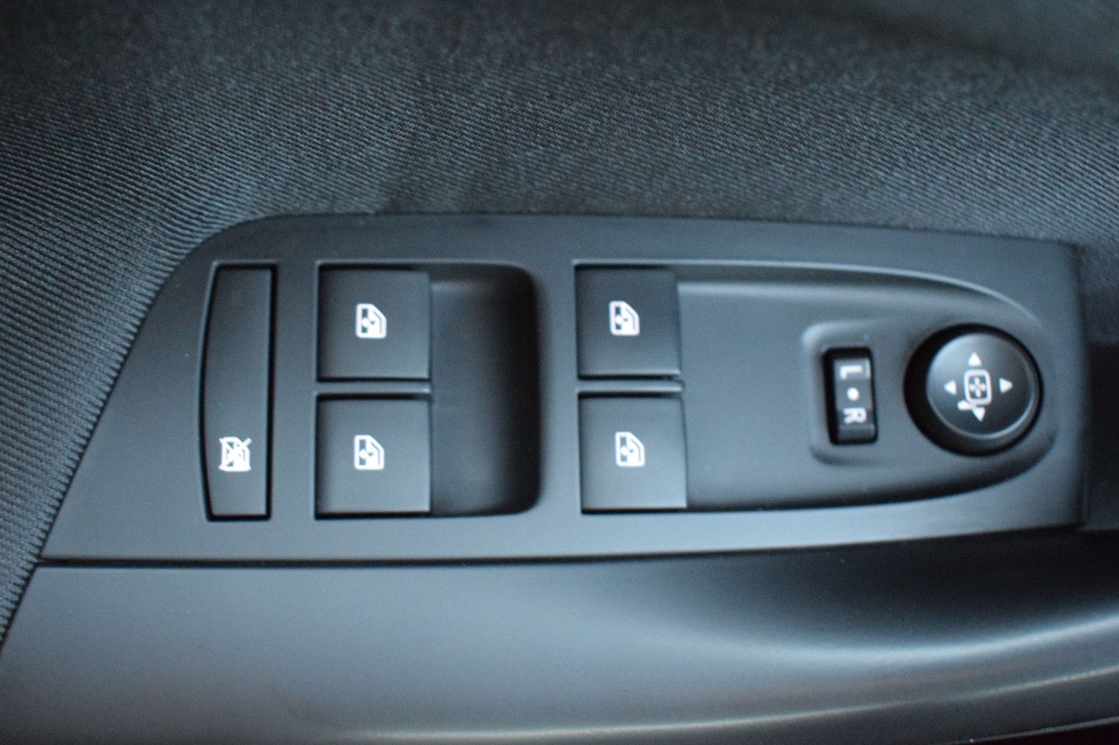 Opel Astra K 1.5 D Sports Automatik Edition - Samsaru's Car Outlet