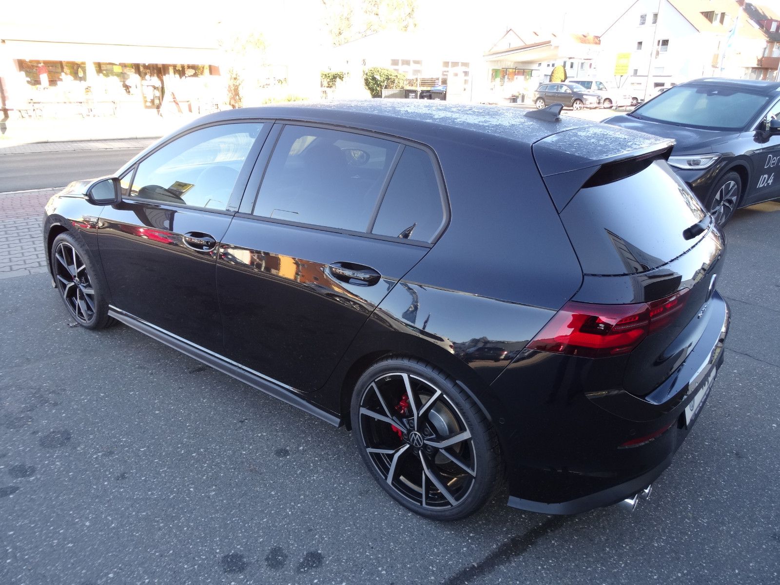 Volkswagen Golf VIII 2.0 TDI SCR DSG GTD - Samsaru's Car Outlet