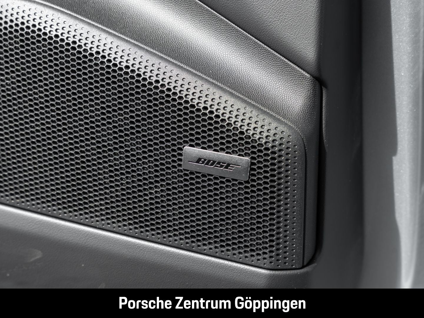 Porsche Macan 4S BOSE LED-Matrix Panorama Surround-View