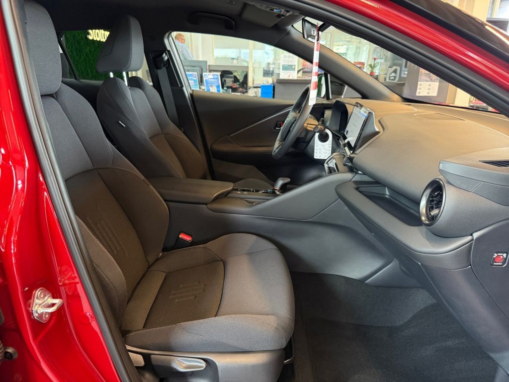 Toyota C-HR 2.0 Plug-in-Hybrid Teamplayer (AX2)