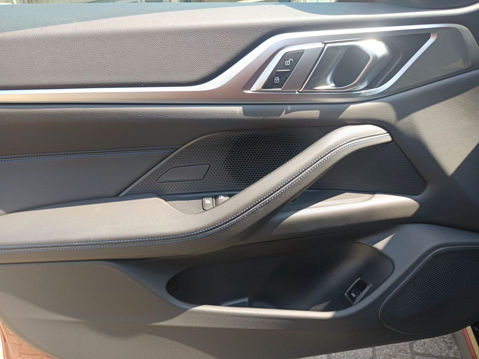 BMW i4 eDrive40 M SPORTPAKET+LIVE COCKPIT PRO+HARMAN