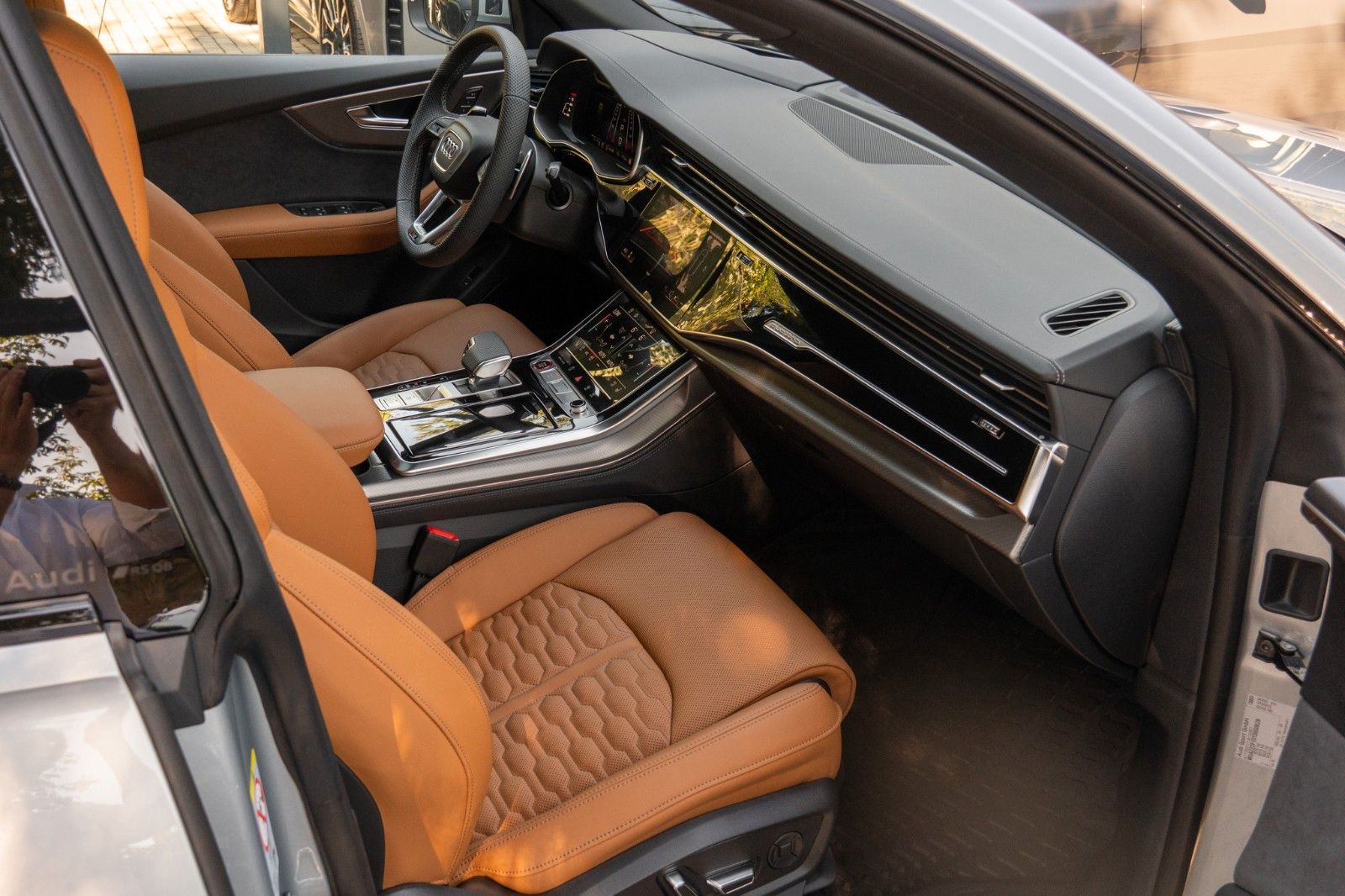 Audi RS Q8 PERFORMANCE.SOFTC.MATRIX.B&W.360°.KERAMIK