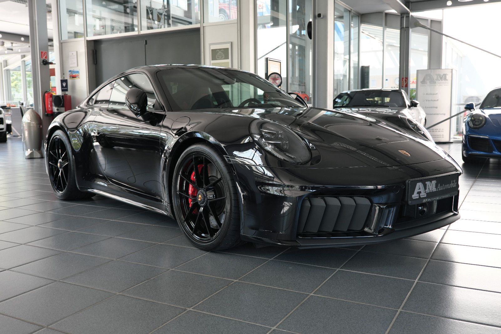 Porsche 992.2 Carrera 4 GTS T-Hybrid Sport-Design Titan