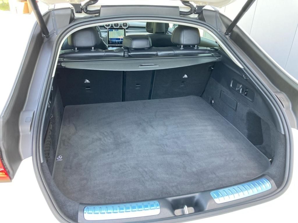 Mercedes-Benz GLC 300 de 4M Coupé Avantgarde - Samsaru's Car Outlet