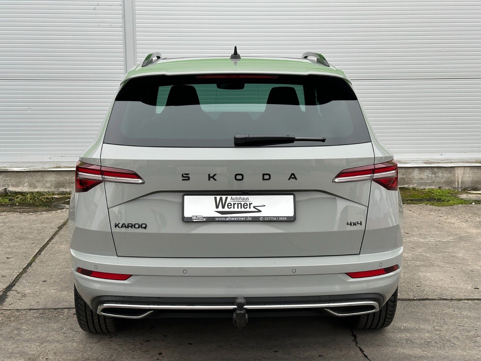 Skoda 190PS 4x4 DSG Sportline PADACH STHZ eHK LM19"AHK