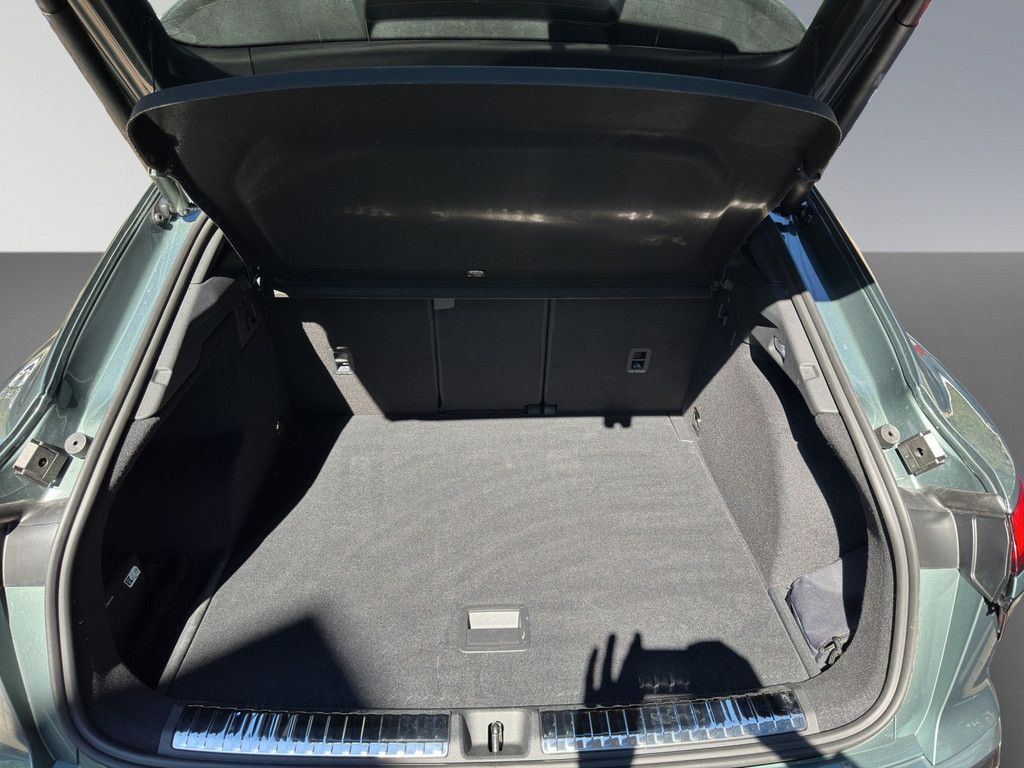 Audi Q3 Sportback 2.0 TDI S line LENKRADHZ. PANO 360°