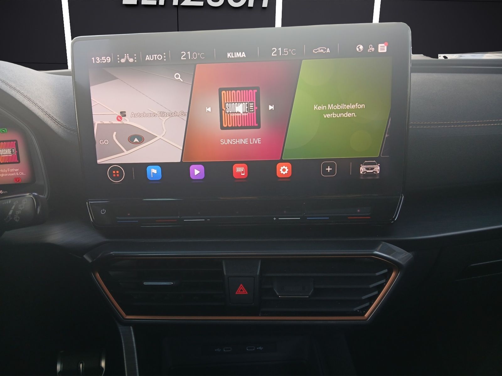 Cupra Formentor VZ DSG 4Drive LED AHK Navi Pano ACC RF