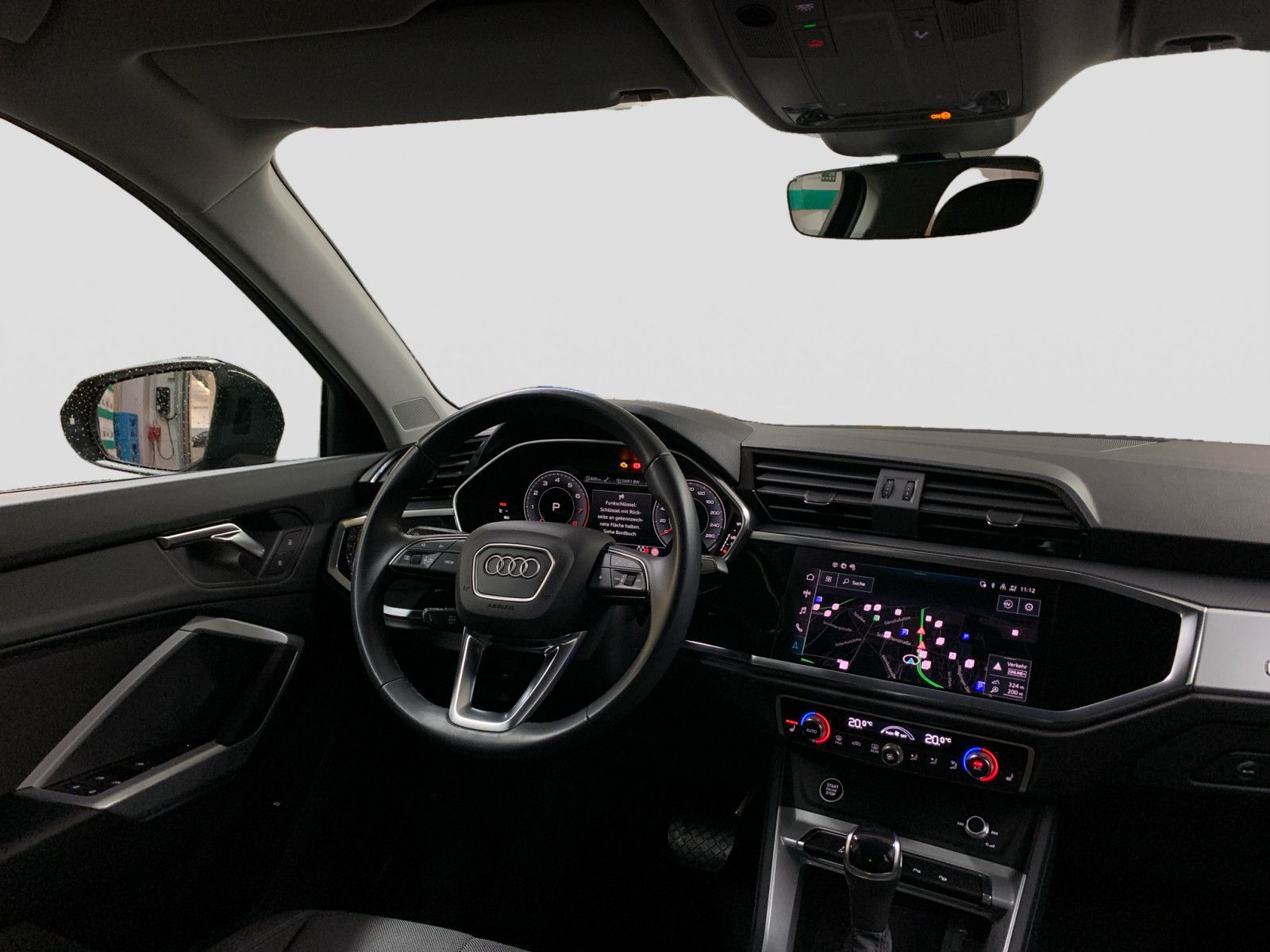 Audi Q3 40 TFSI quattro - Samsaru's Car Outlet