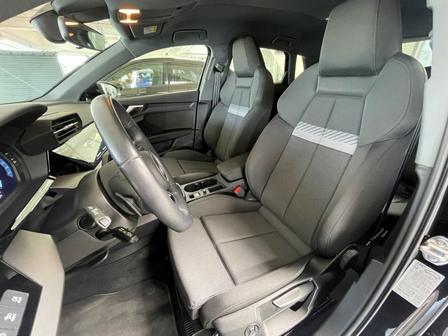 Audi A3 Sportback 35 Aut. - Samsaru's Car Outlet
