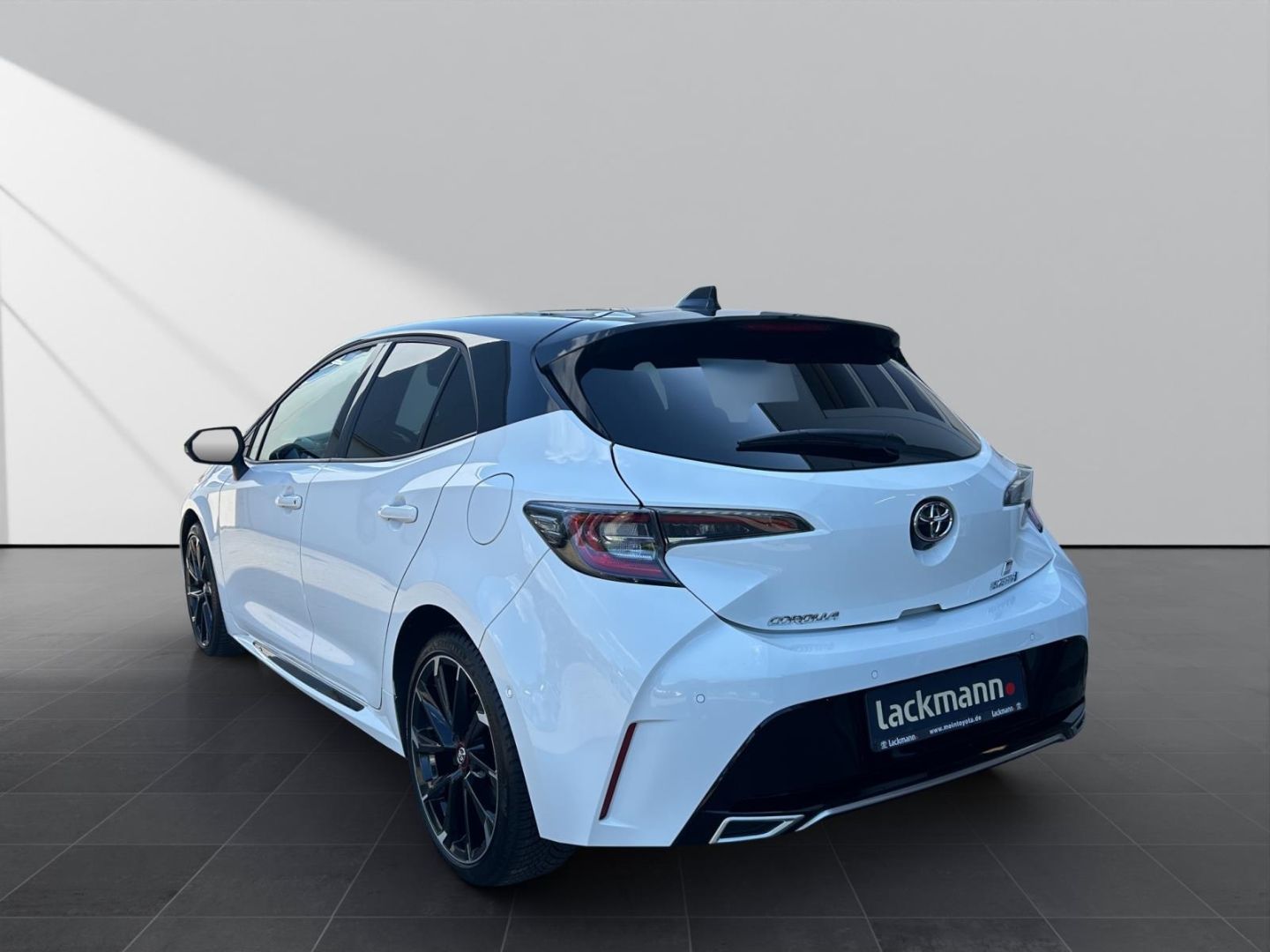 Toyota Corolla 2.0 Hybrid GR Sport - Samsaru's Car Outlet