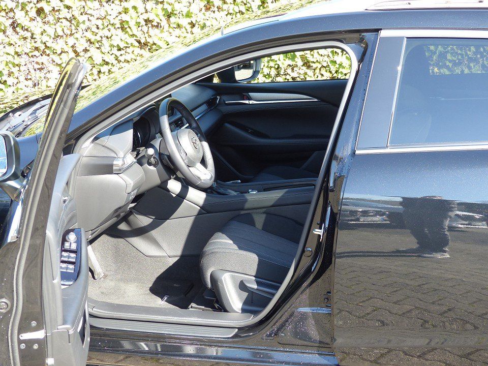 Mazda 6 KOMBI 2.5L SKYACTIV G 194ps Automatik EXCLUSIV