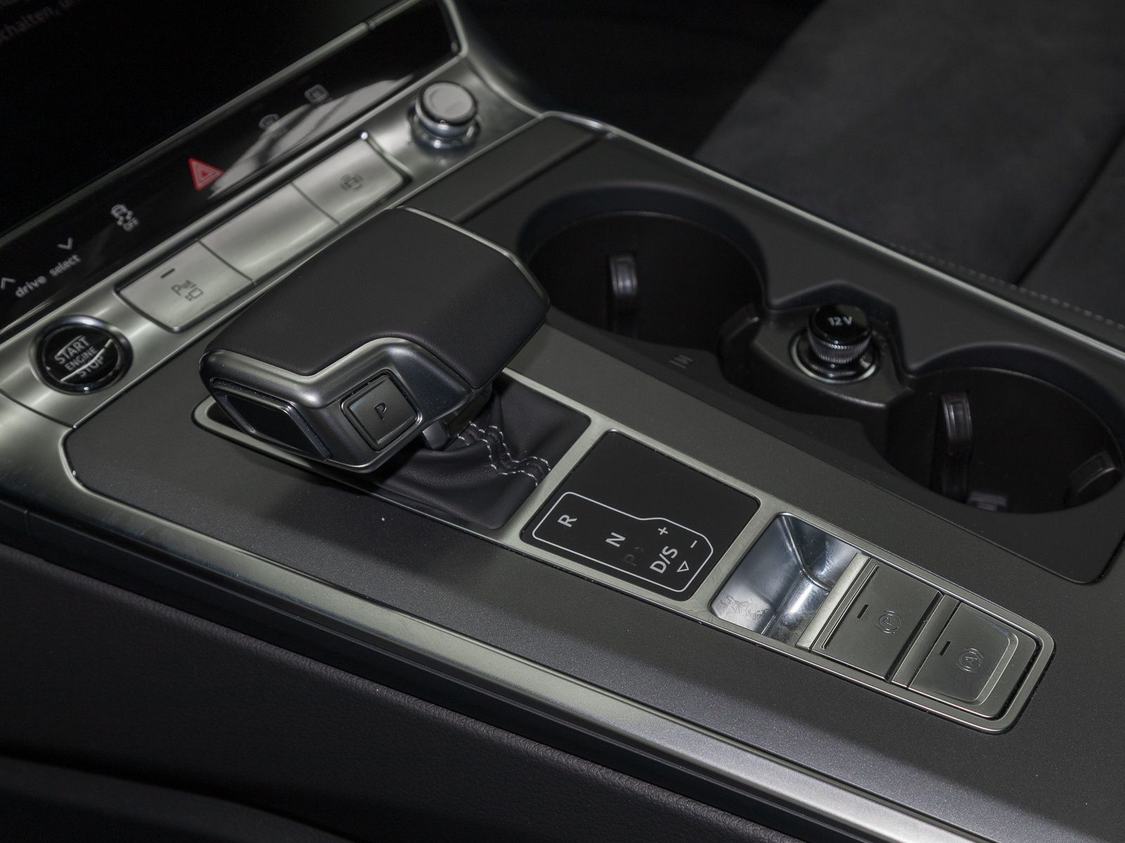 Audi A6 Avant 45 TDI Q S LINE - Samsaru's Car Outlet