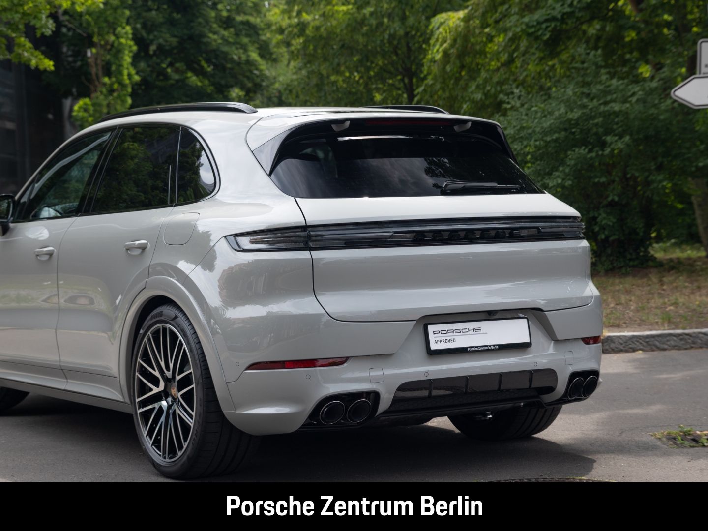 Porsche Cayenne E-Hybrid BOSE InnoDrive Panoramadach LED