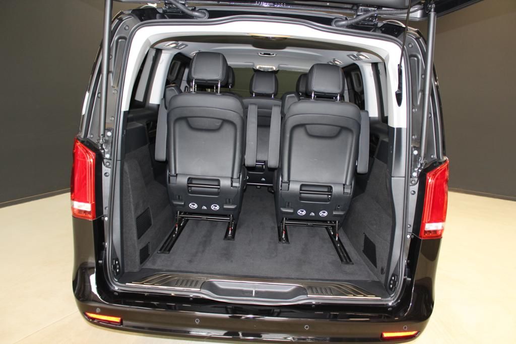 Mercedes-Benz V 300 d Avantgarde Edition - Samsaru's Car Outlet