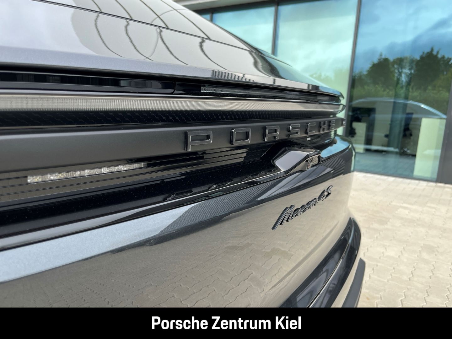 Porsche Macan 4S HA-Lenkung InnoDrive HUD Sitzbelüftung
