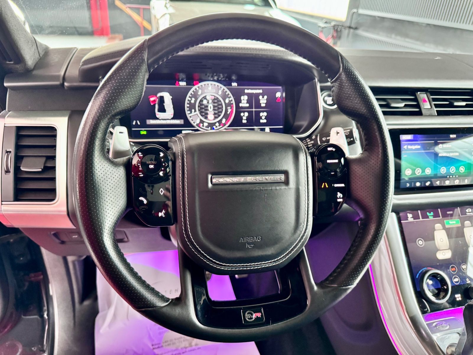 Range Rover Sport SVR - Samsaru's Car Outlet