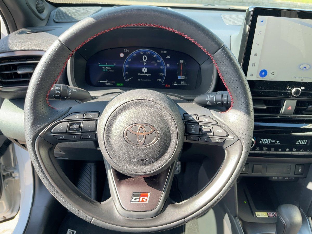 Toyota Yaris Cross 1.5 Hybrid GR Sport HUD*JBL*Navi*ACC