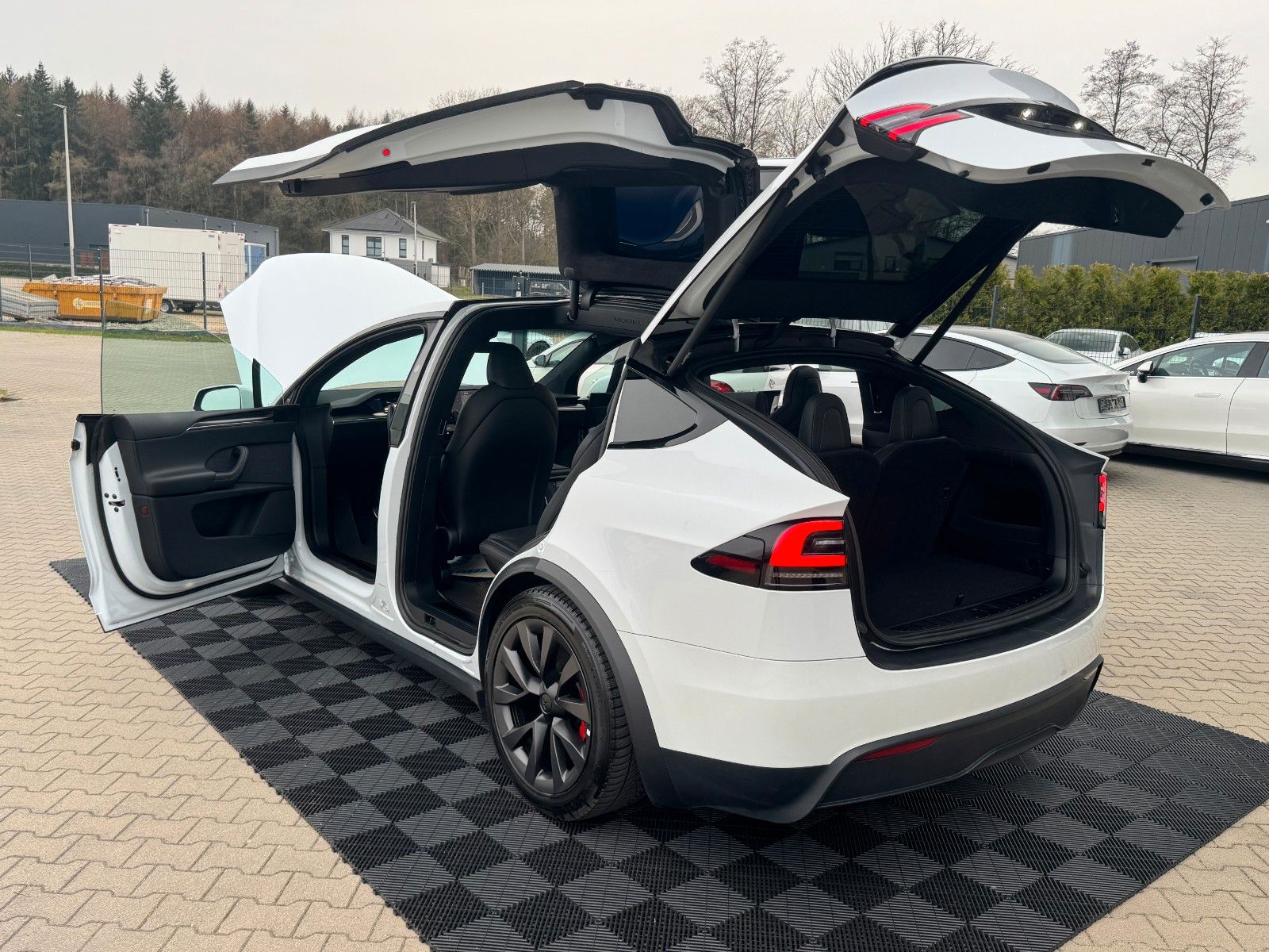 Tesla MODEL X PLAID | HARDWARE 4 | 6 SEATS |