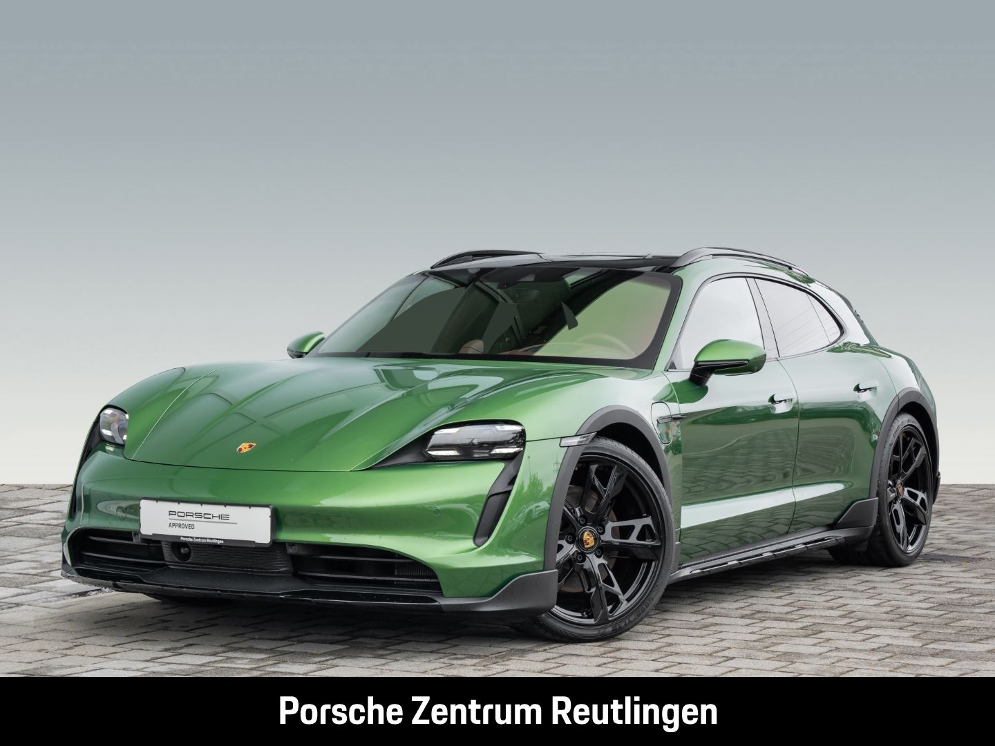 Porsche Taycan 4S Cross Turismo Burmester Surround-View