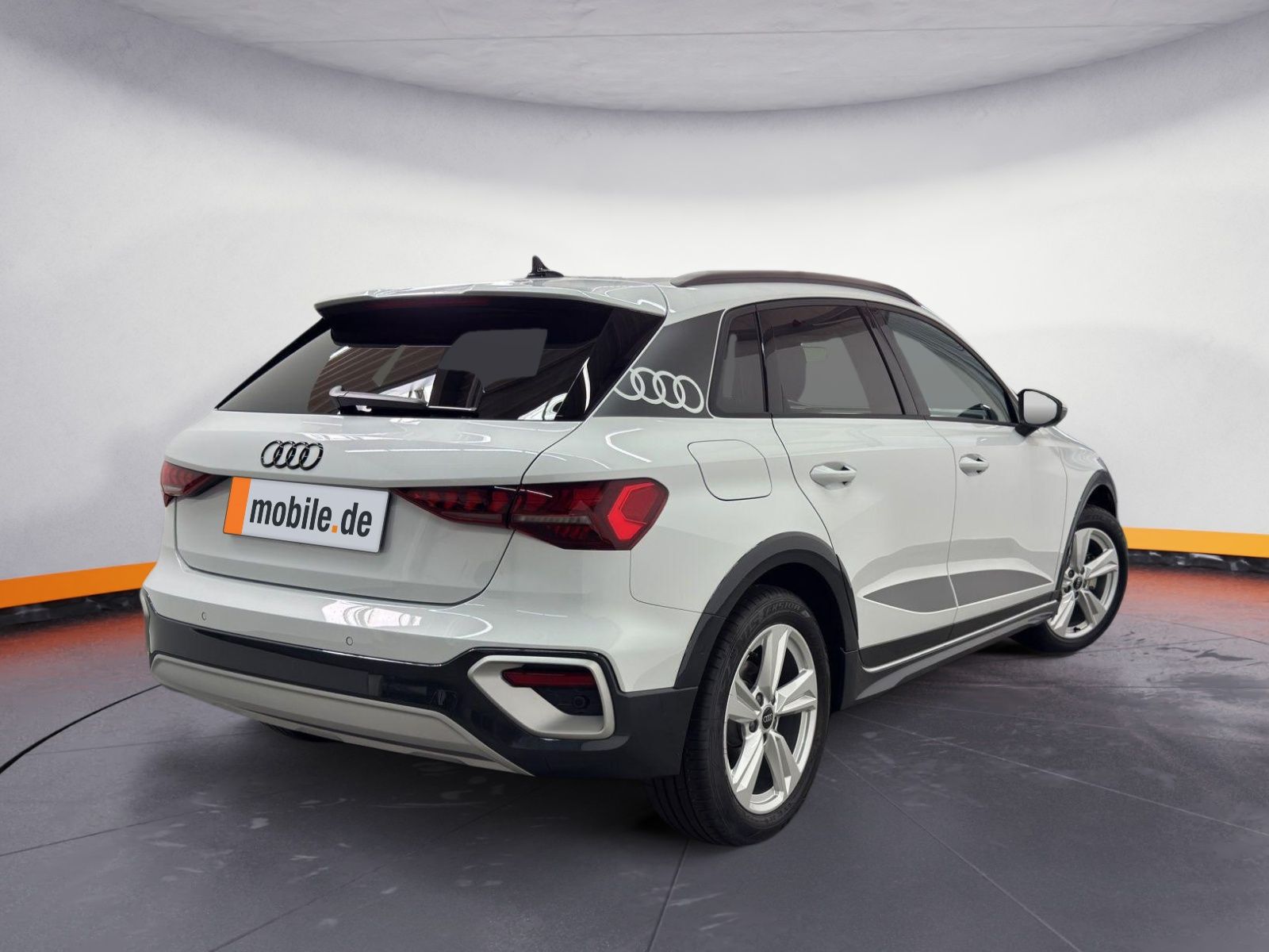 Audi A3 allstreet 35 TFSI - Samsaru's Car Outlet
