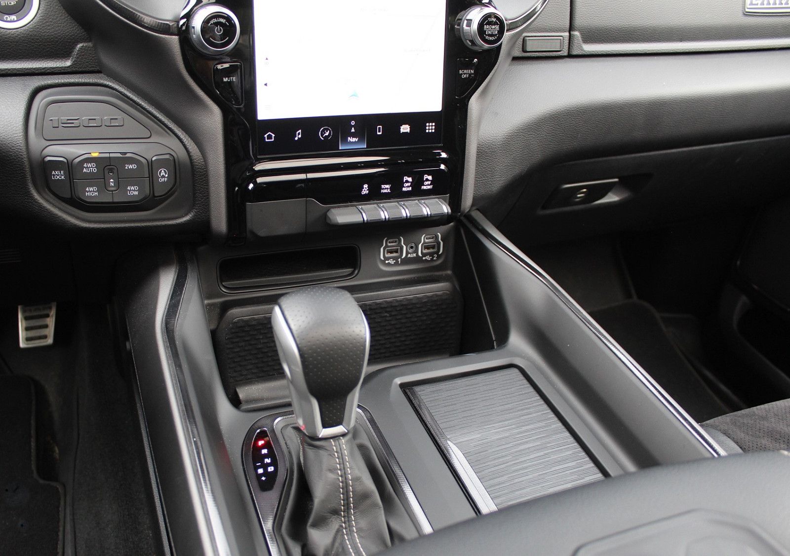 Dodge RAM 5,7L Laramie GT, HUD, LPG, 360°