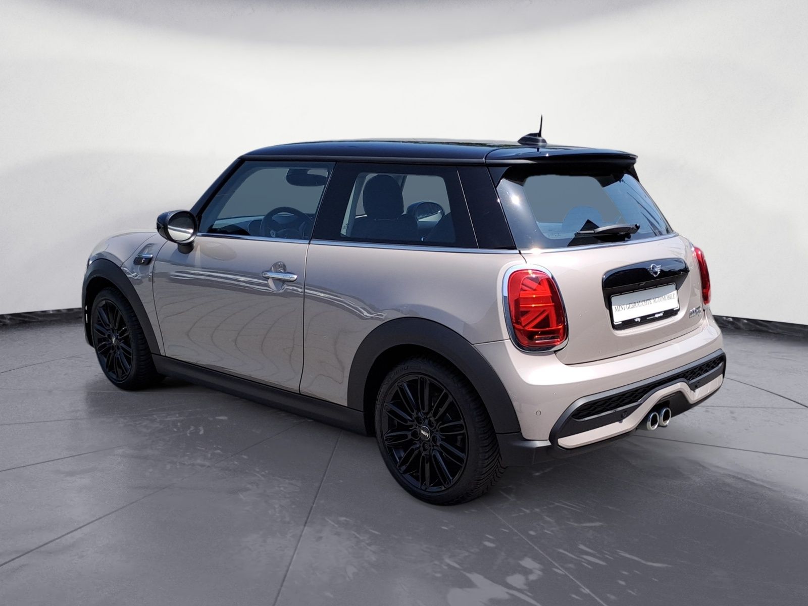 MINI Cooper S Classic - Samsaru's Car Outlet