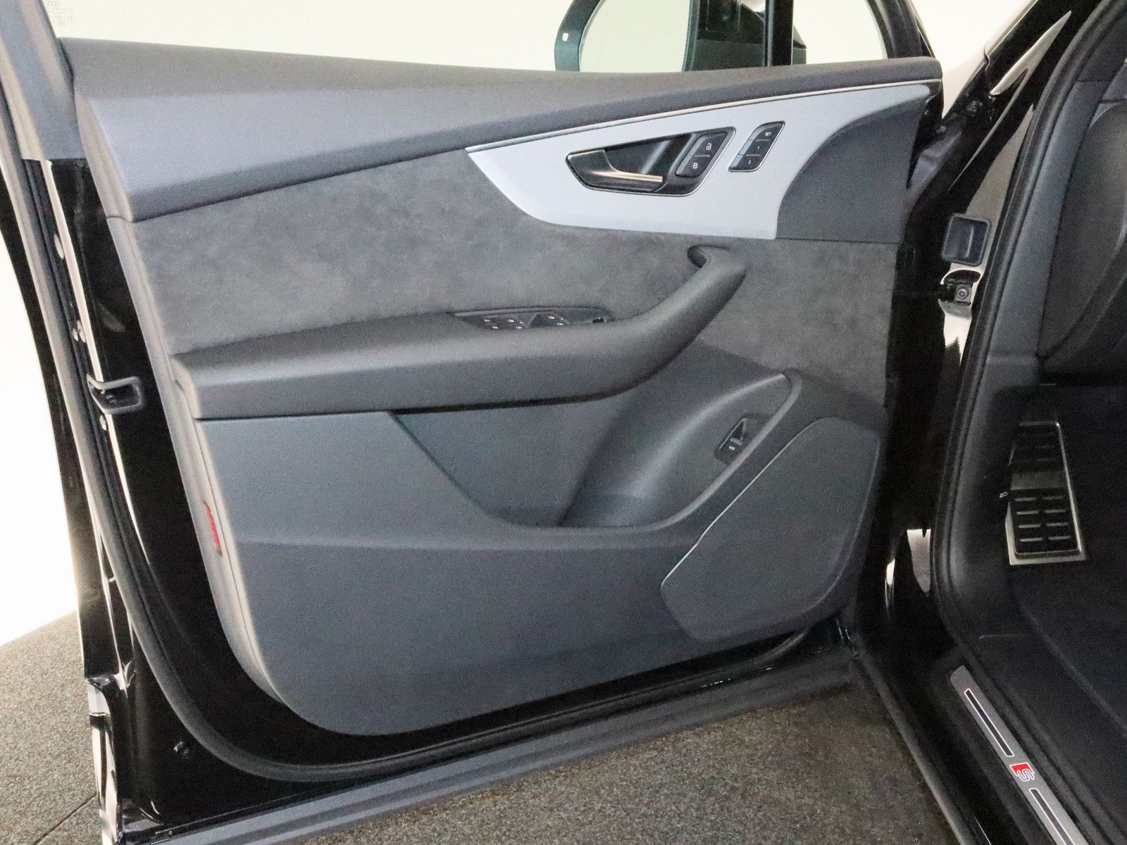 Audi Q7 50 TDI quattro S line 360° MATRIX-LED PANO