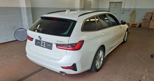 BMW 330e T Advantage - Samsaru's Car Outlet