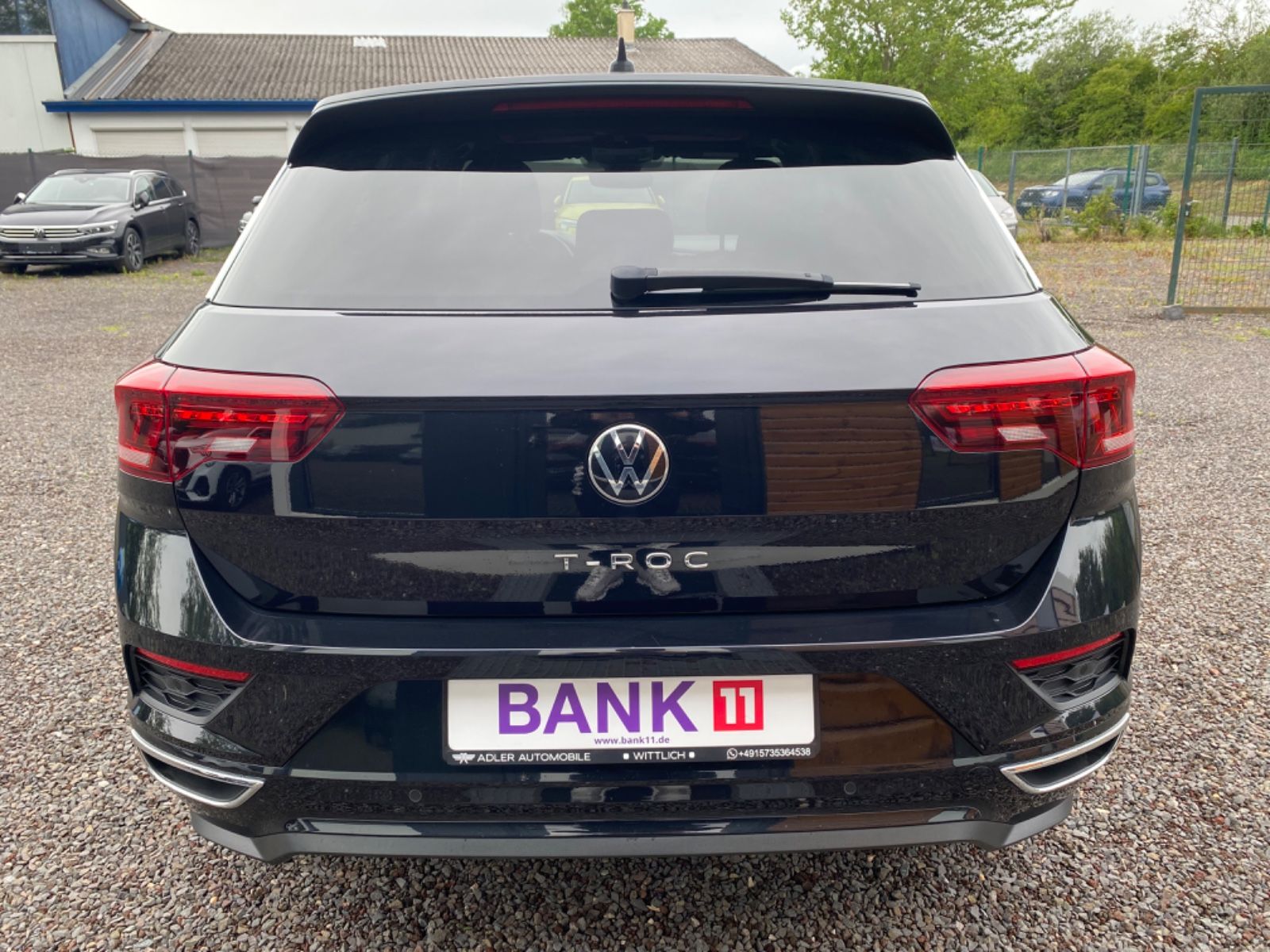 Volkswagen T-Roc 1.5 TSI R-Line - Samsaru's Car Outlet
