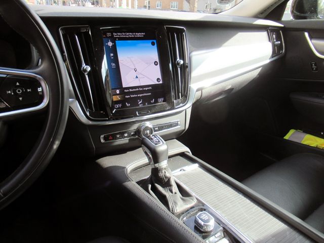 Volvo S90 D5 Aut AWD Momentum Pro Navi/RFK/SHZ/Leder/L