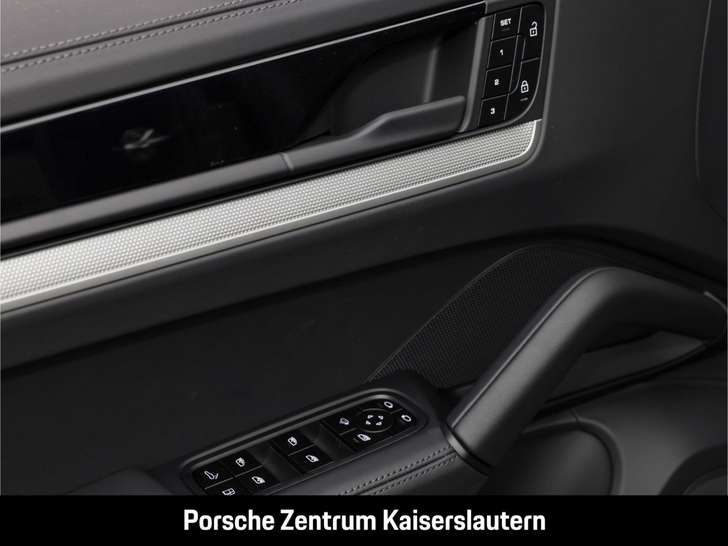 Porsche Cayenne E-Hybrid Surround-View InnoDrive BOSE