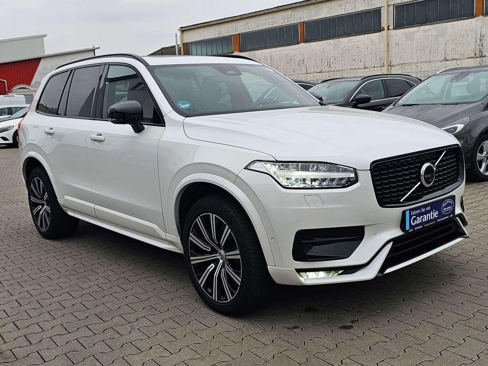 Volvo XC90 Plus Dark AWD 7 Sitzer*360Kamera*HarmanKard